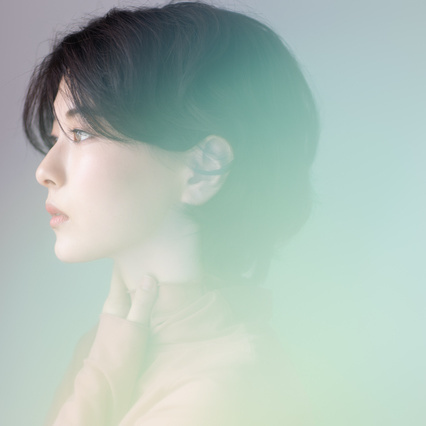 美しいアジア人女性の横顔